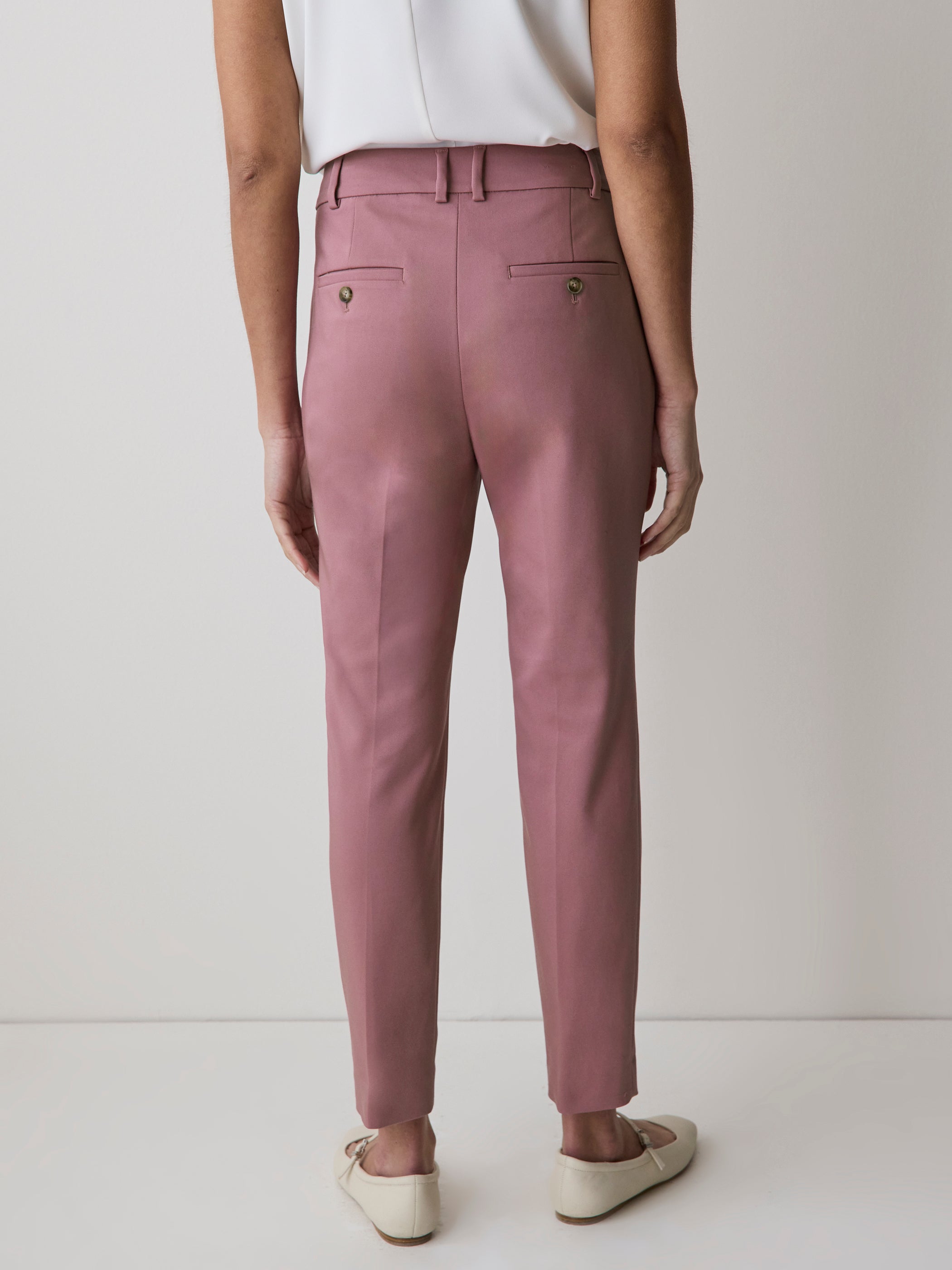 Limitless Mid-Rise Slim-Leg Signature Fit 7/8 Pant rw&co Limited Time Discount