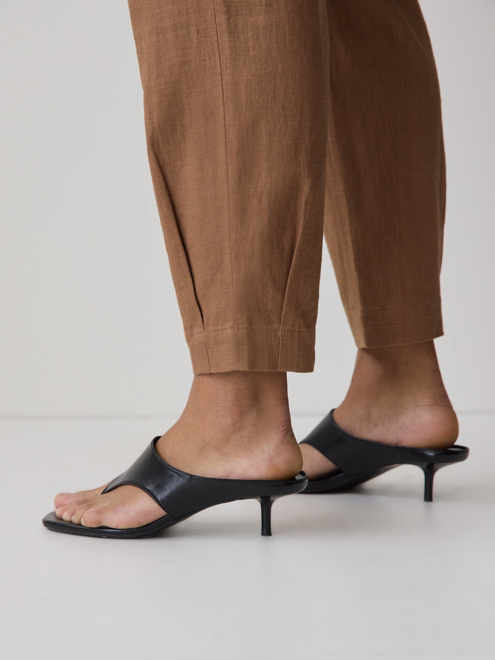 Linen Mid-Rise Tapered-Leg Jogger Pant rw&co Special Promo Price