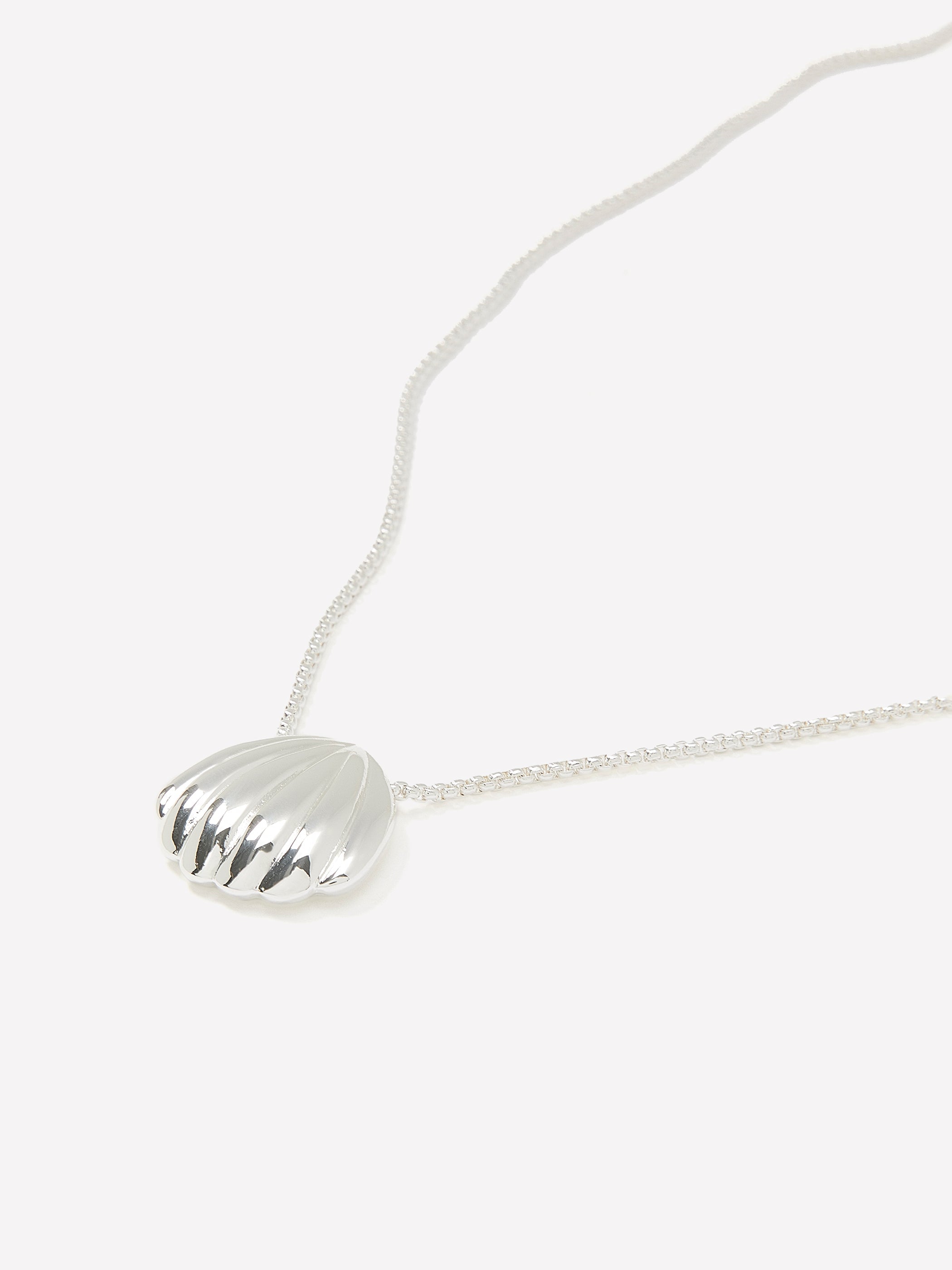 Long Necklace with Shell Pendant rw&co Special Offer