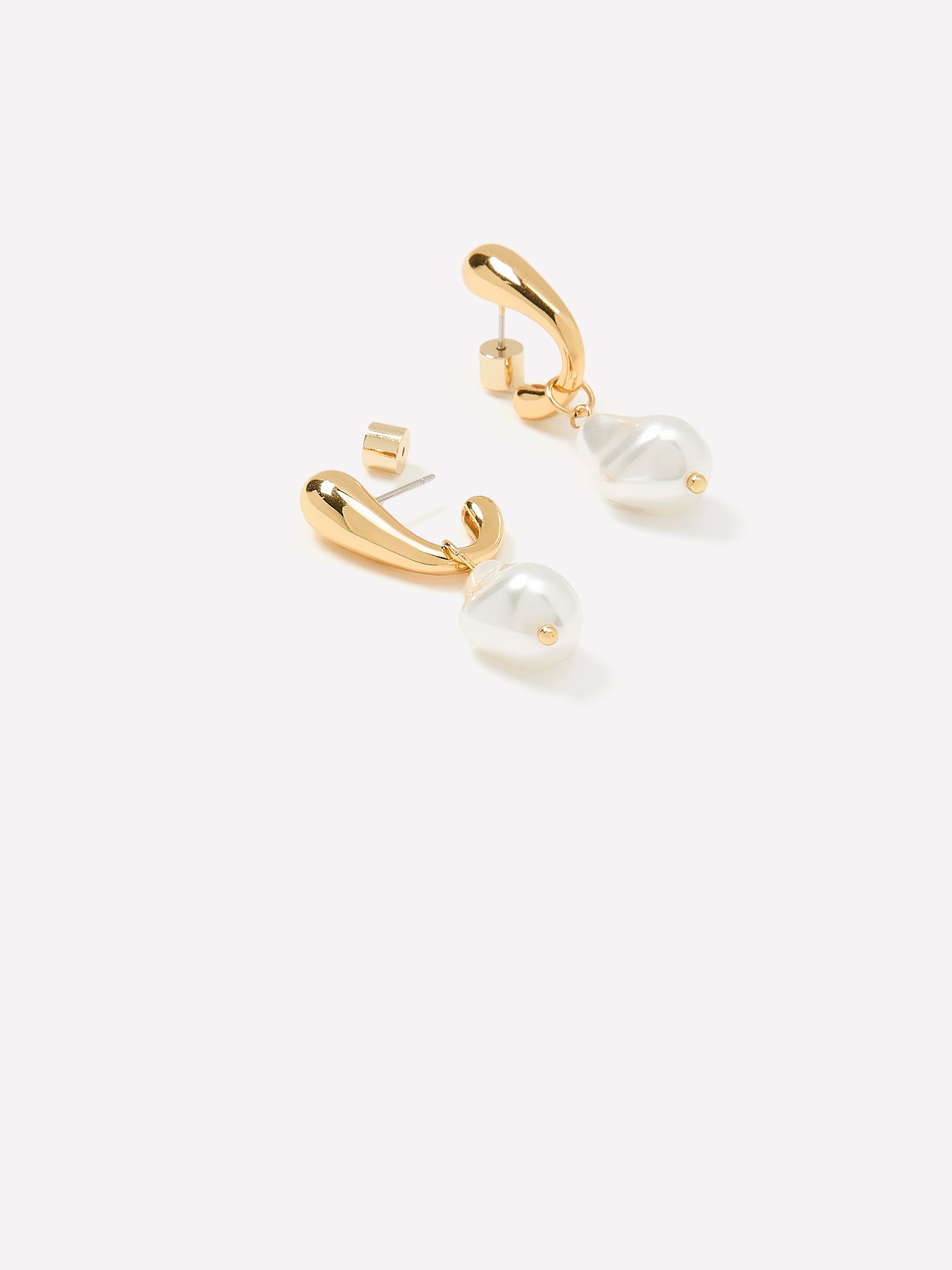 Hoops with Pearls rw&co Special Offer
