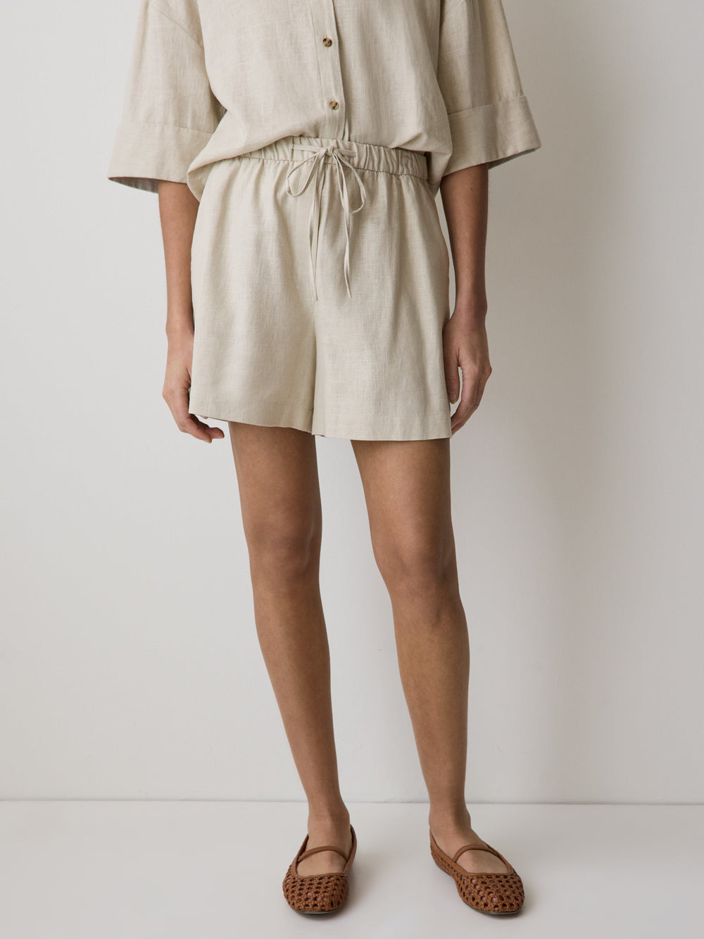 Linen-Blend Mid-Rise Pull-On Short rw&co Exclusive Sale Price