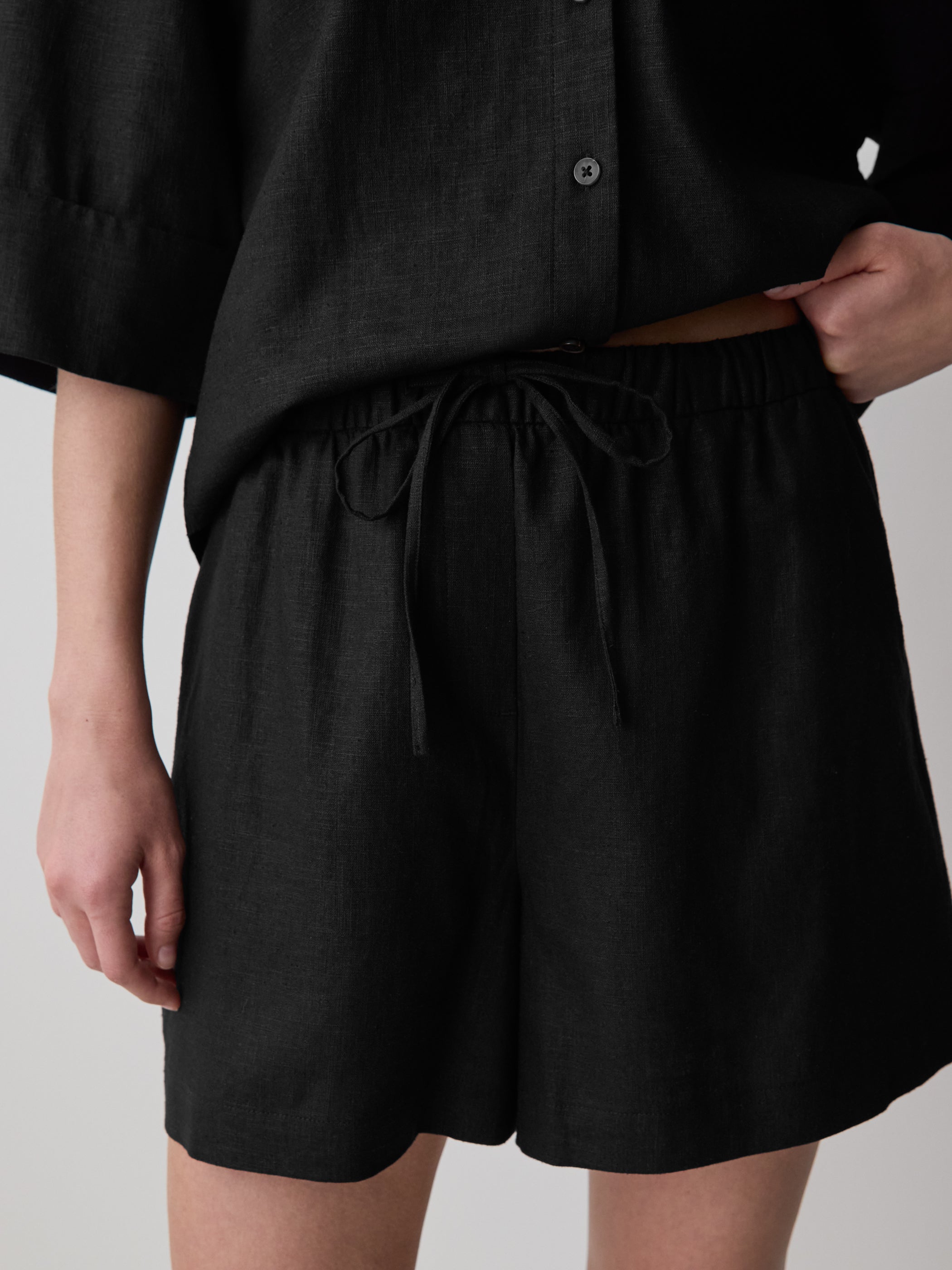 Linen-Blend Mid-Rise Pull-On Short rw&co Exclusive Sale Price