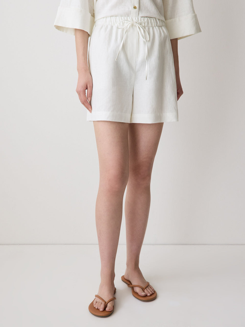 Linen Mid-Rise Pull-On Short rw&co Special Promo Price