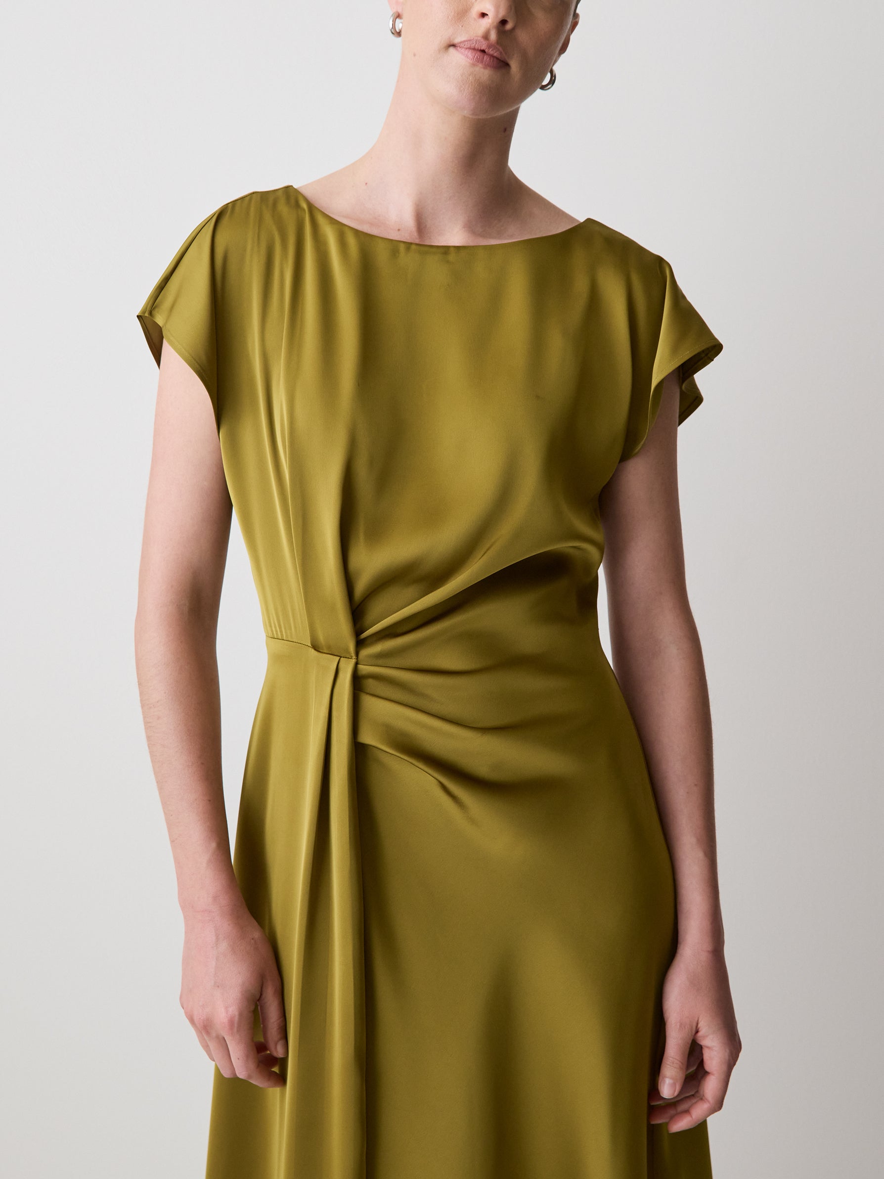 Short-Sleeve Cocktail Midi Dress with Draped Detail rw&co Great Value Deal