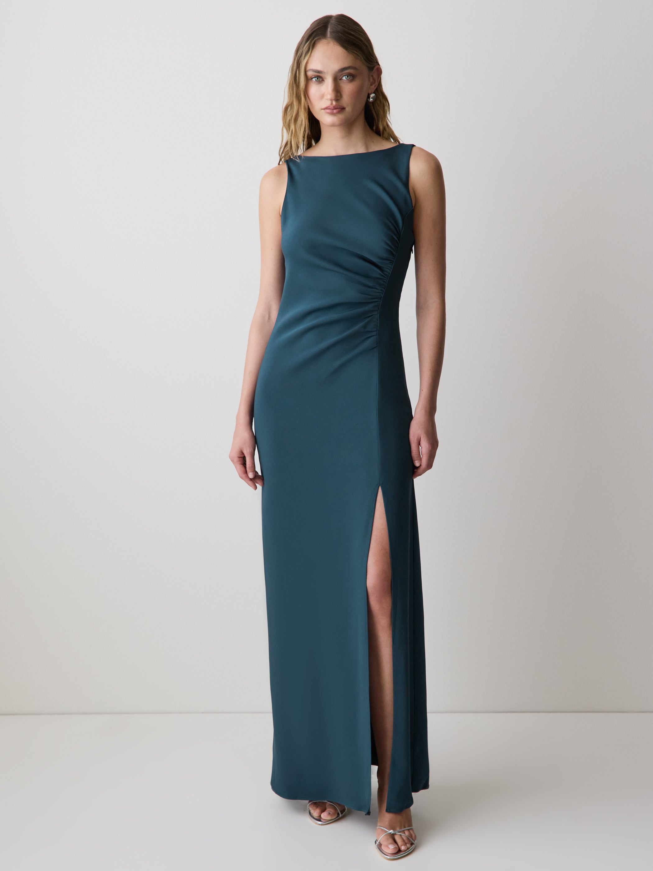 Sleeveless Boat-Neck Maxi Cocktail Dress rw&co Limited Time Discount