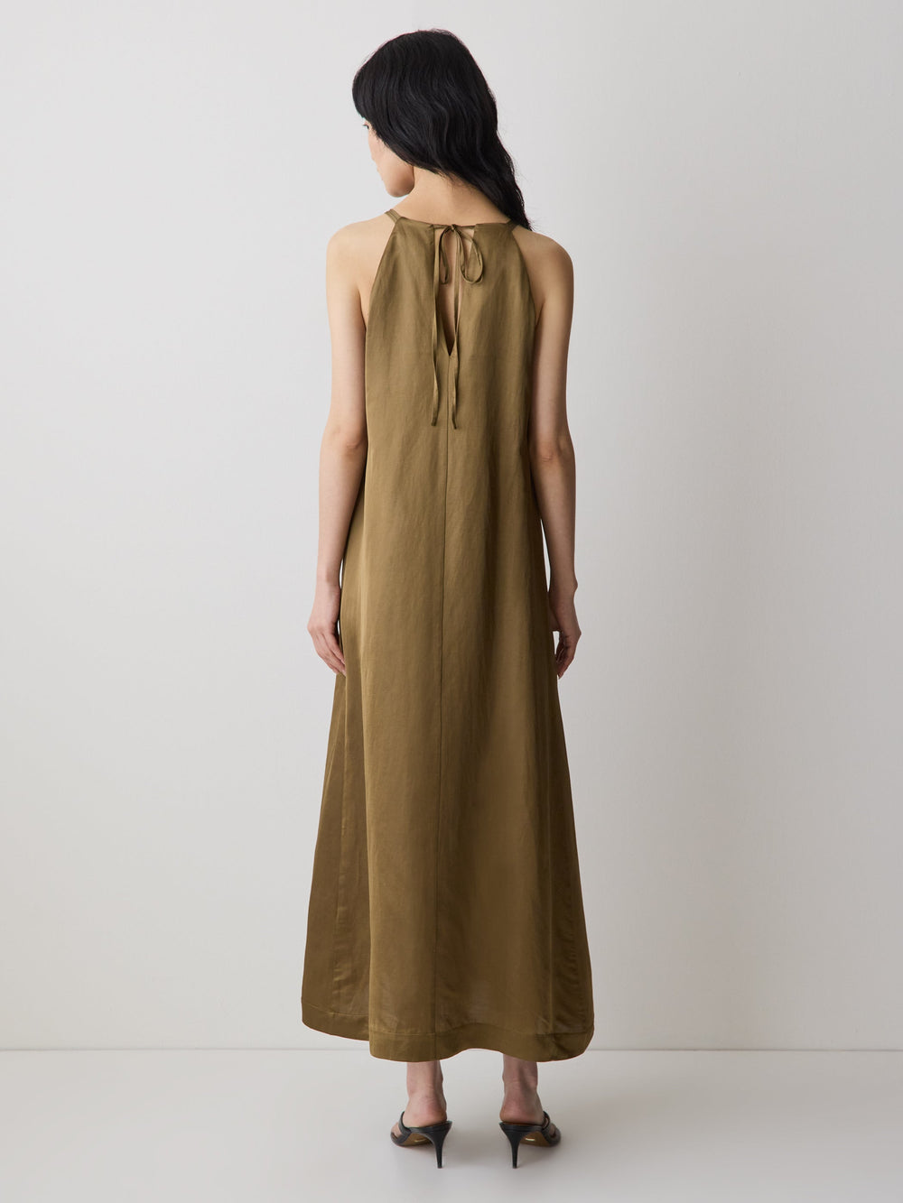 Sleeveless Halter-Neck Midi Dress rw&co Special Offer
