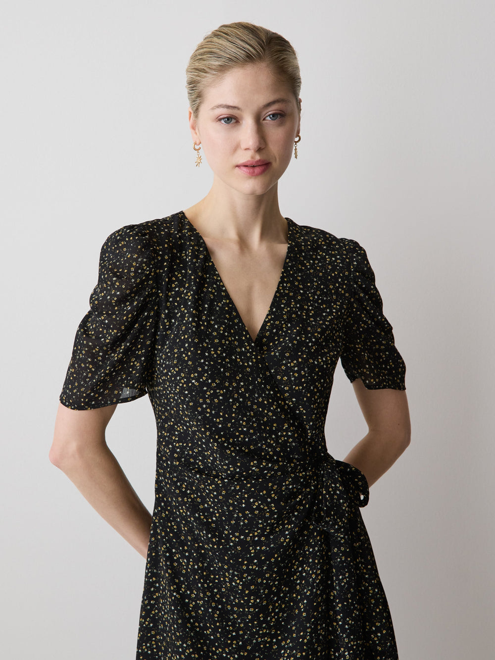 Short-Sleeve Chiffon Midi Dress with Lace Trim rw&co Special Offer