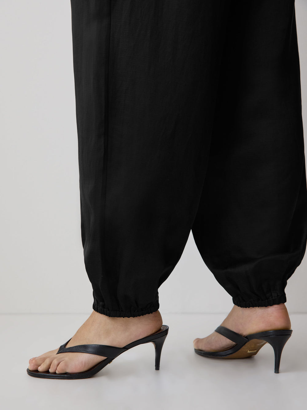 Satin High-Rise Balloon-Leg Pant rw&co Great Value Deal