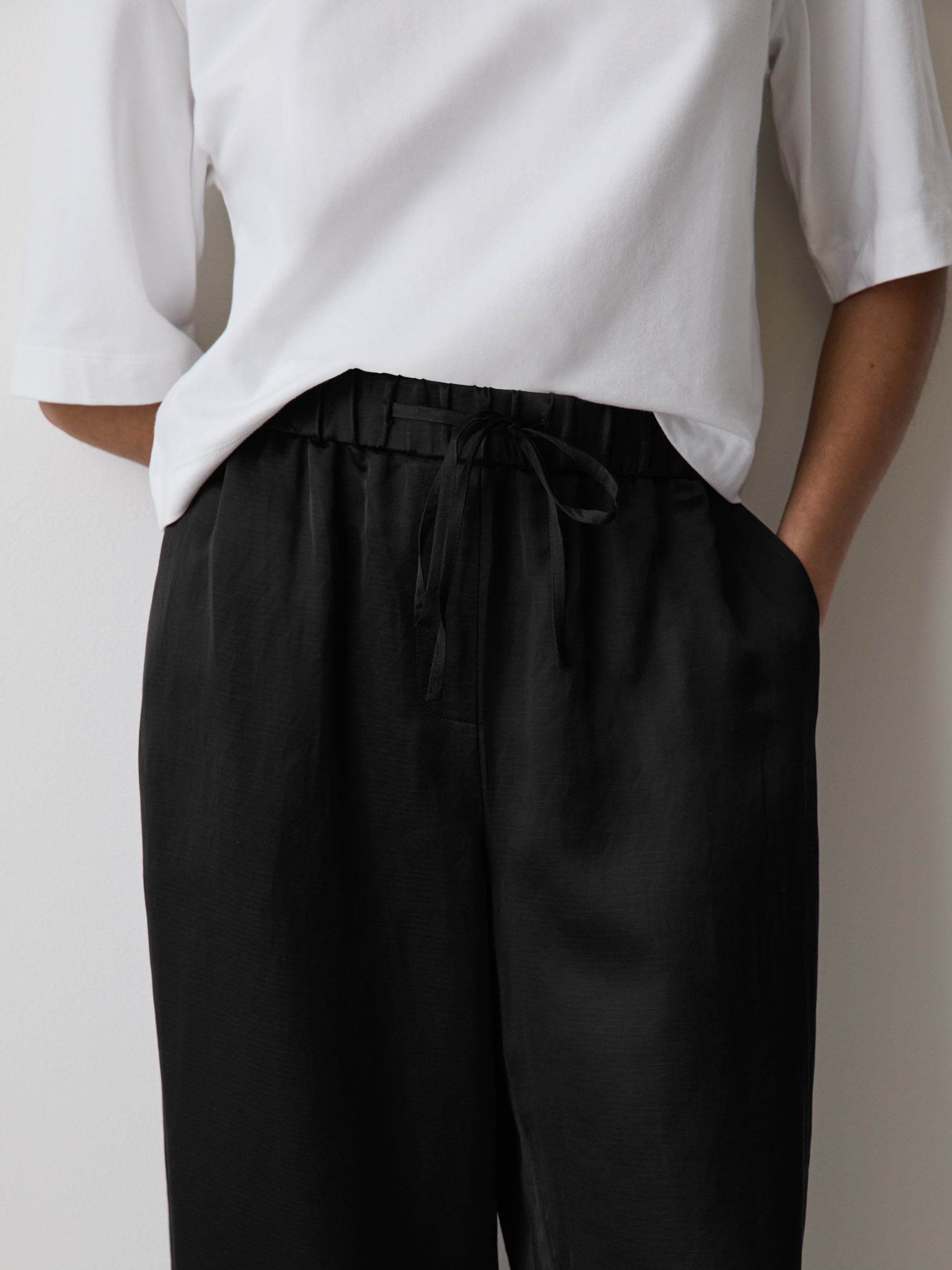 Satin High-Rise Balloon-Leg Pant rw&co Great Value Deal