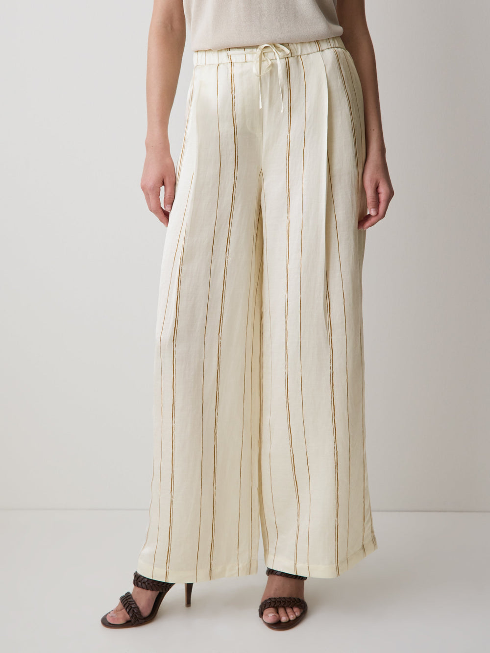 Pull-On Mid-Rise Wide-Leg Pant rw&co Limited Time Discount